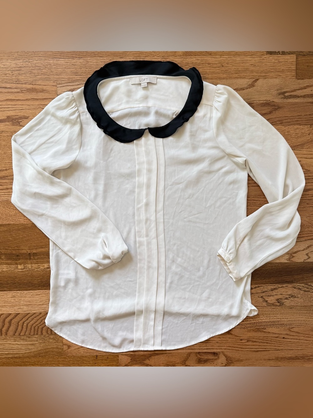 LOFT White Blouse with Black Scalloped Peter Pan Collar, Work Shirt, Medium